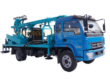 Un bon prix. couple hydraulique de rotation de la plate-forme de forage de Borewell d'installation de forage de roche de profondeur de perçage de 200m 4000nm en ligne